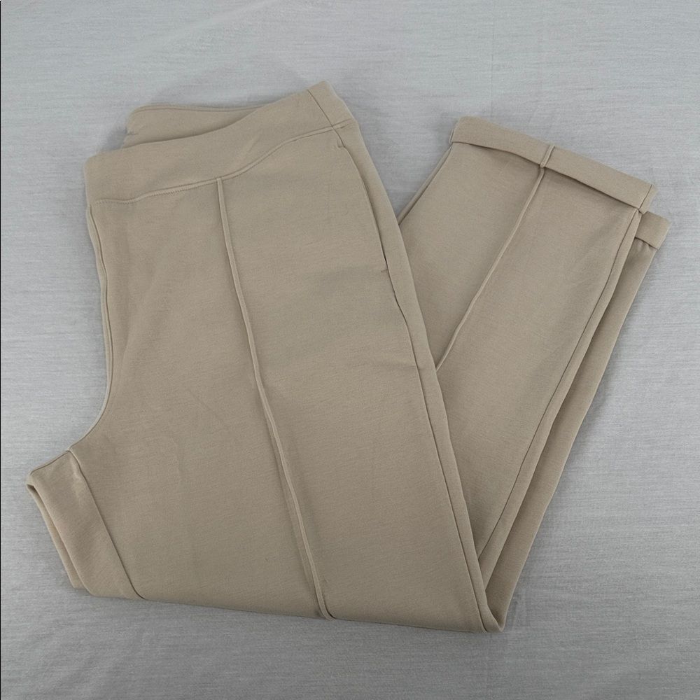 Walter Hagen Pants Wm XL Pleated Tan Casual Clubhouse Fashion Golf Beige Comfort
